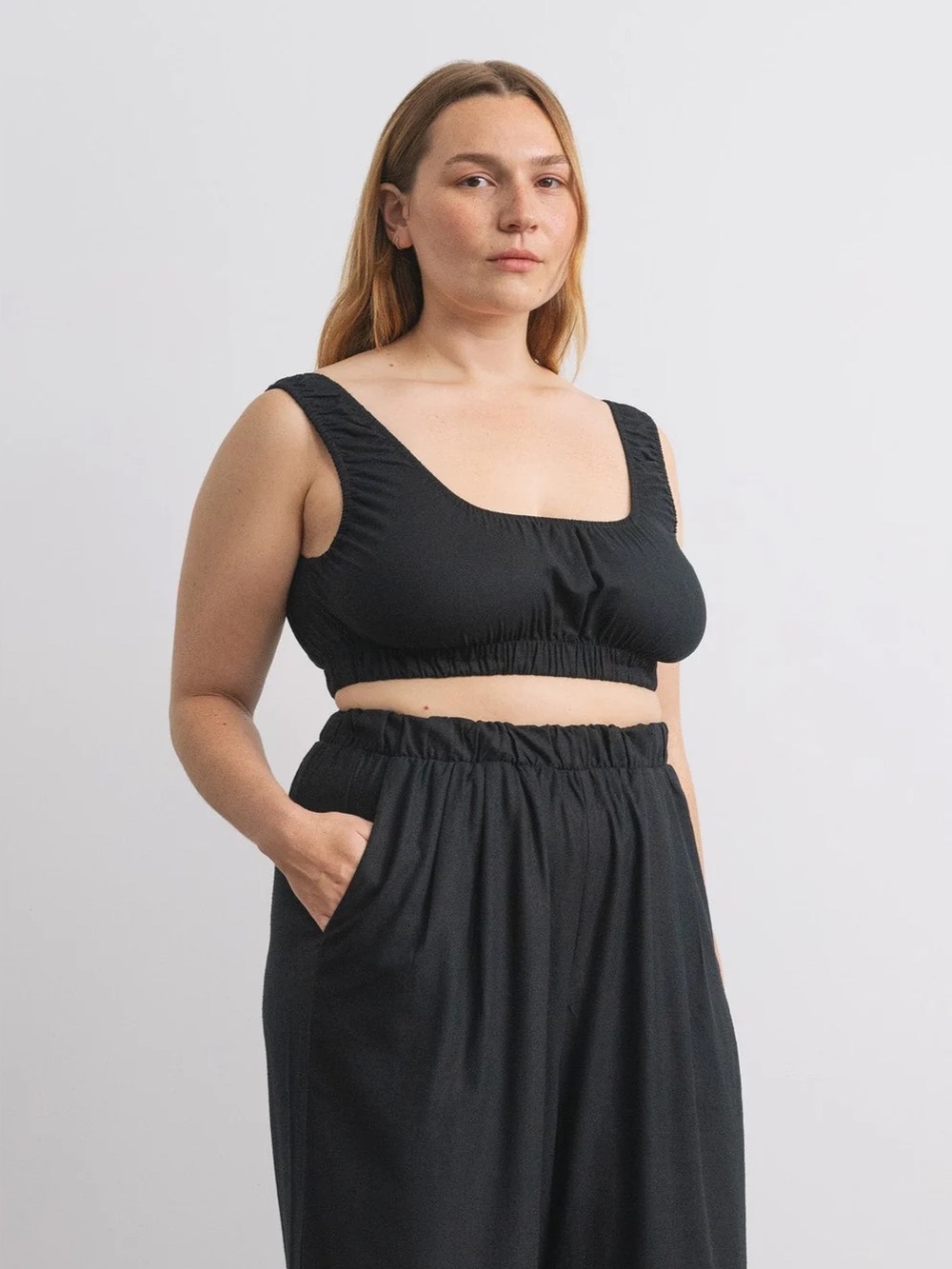 OZMA Sophie Crop Regan Silk Noil Black Size Medium